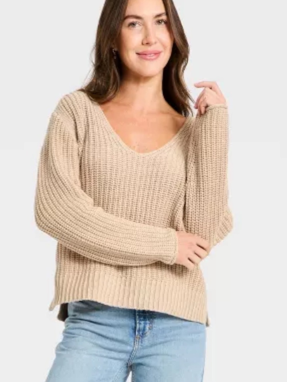 Universal Thread Women's Wide V-Neck Pullover Sweater Oatmeal